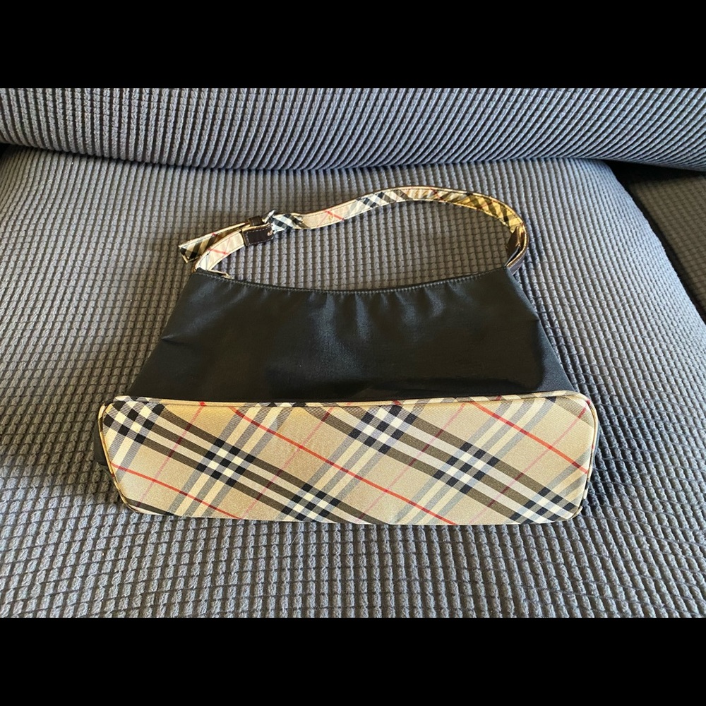 SALE! BURBERRY - Picture 4 of 13